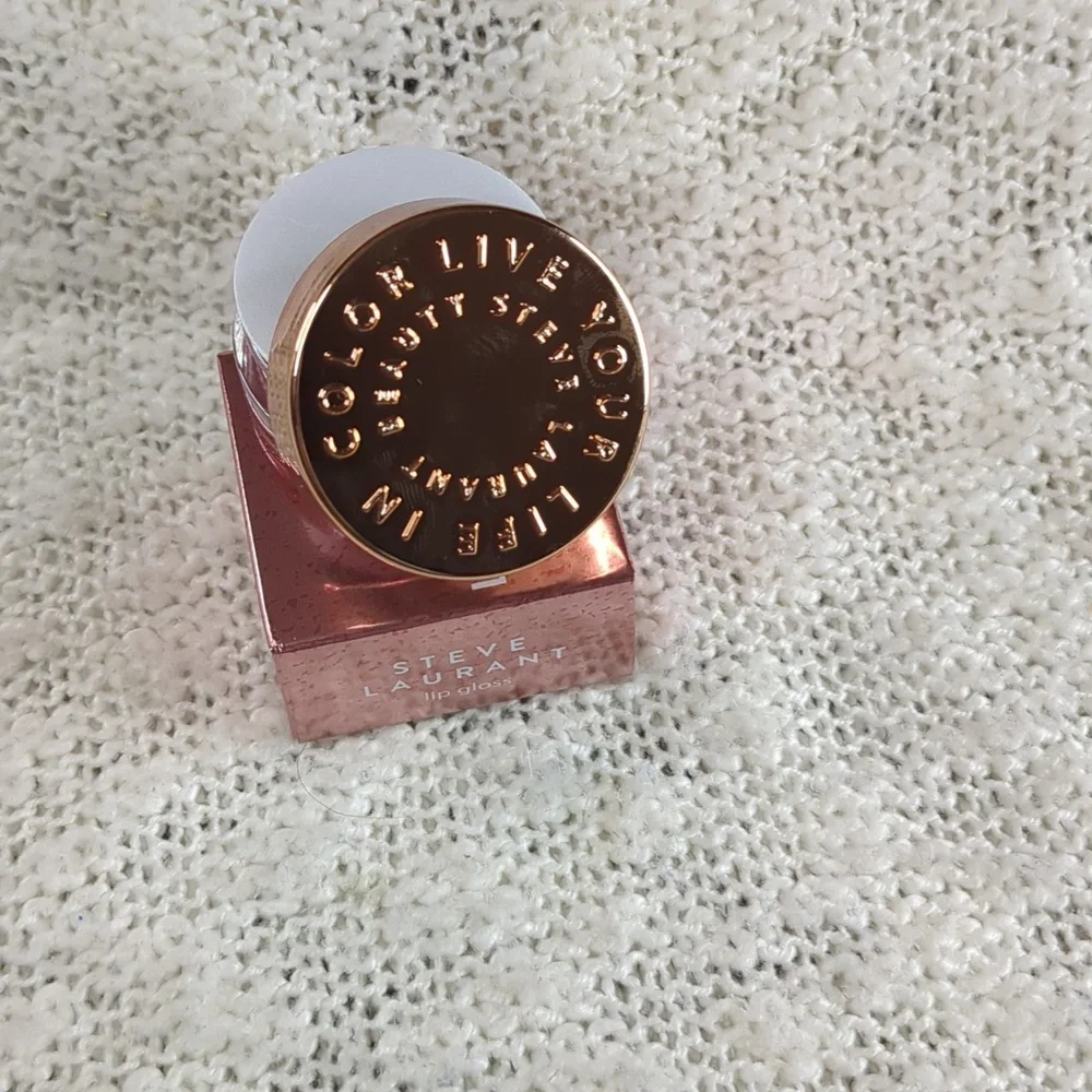 Steve Laurant Lip Gloss in Cherry, 3.5g/0.12fl oz